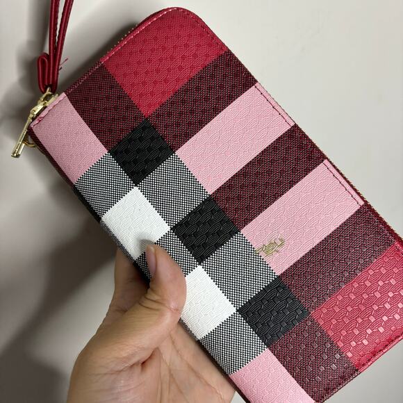 Red Plaid Clutch Wallet - Picture 3 of 8